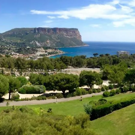 Superbe Vue Terres Marines * Cassis